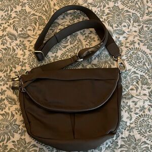 Quince Black Crossbody Bag with Adjustable Strap